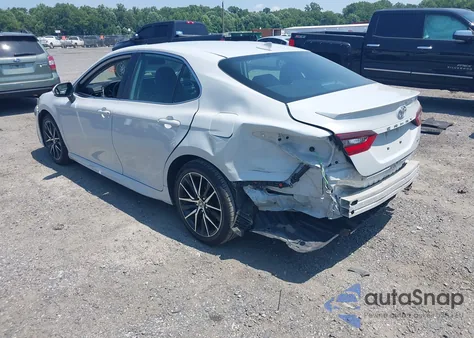2023 Toyota Camry Se z USA, uszkodzony, nr VIN 4T1G11AK2PU137294
